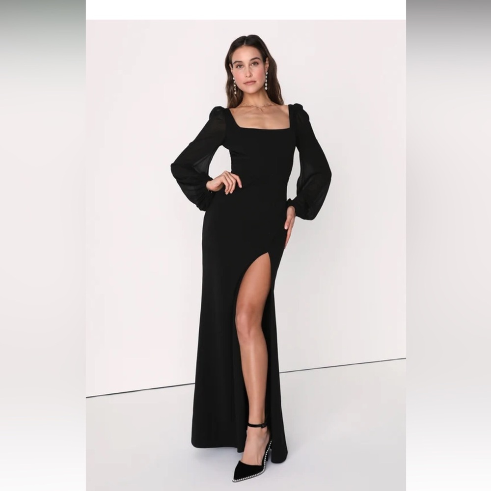 Lulu’s black long sleeved maxi bridesmaid dress